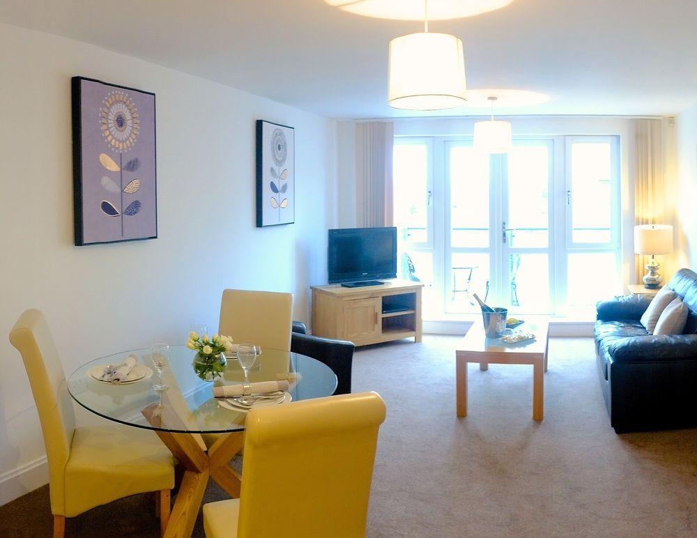 Citystay - The Vie Apartment